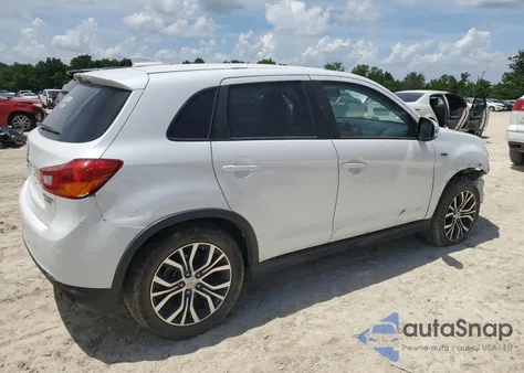 2017 Mitsubishi Outlander Sport Es z USA, uszkodzony, nr VIN JA4AP3AU5HZ005196